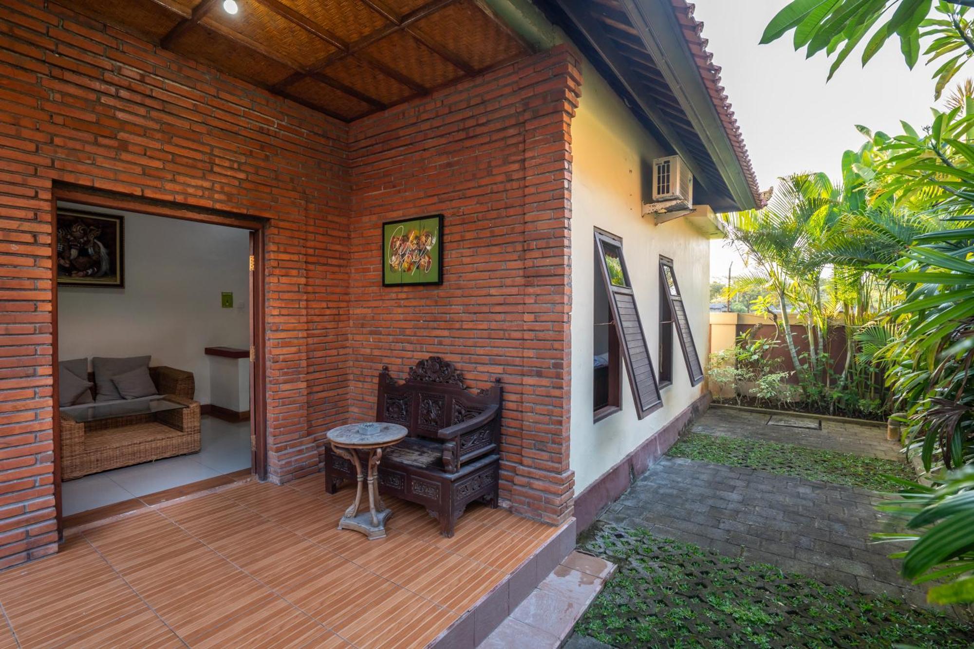 Nirmala Guest House Surf Keramas Luaran gambar